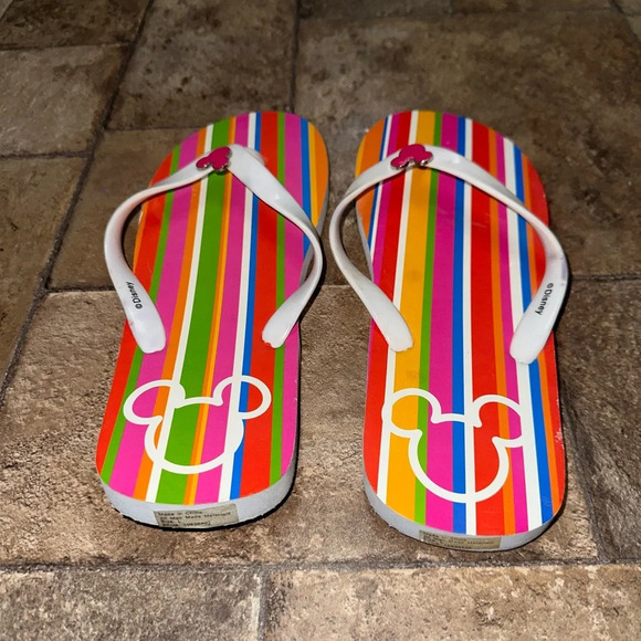 Disney Size 10 - Picture 3 of 7